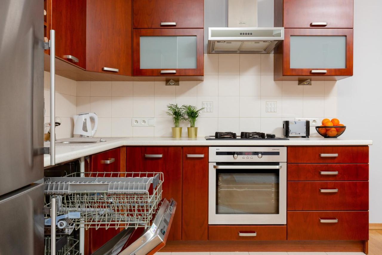 Mokotow Apartment Bluszczanska By Noclegi Renters Varsavia Esterno foto