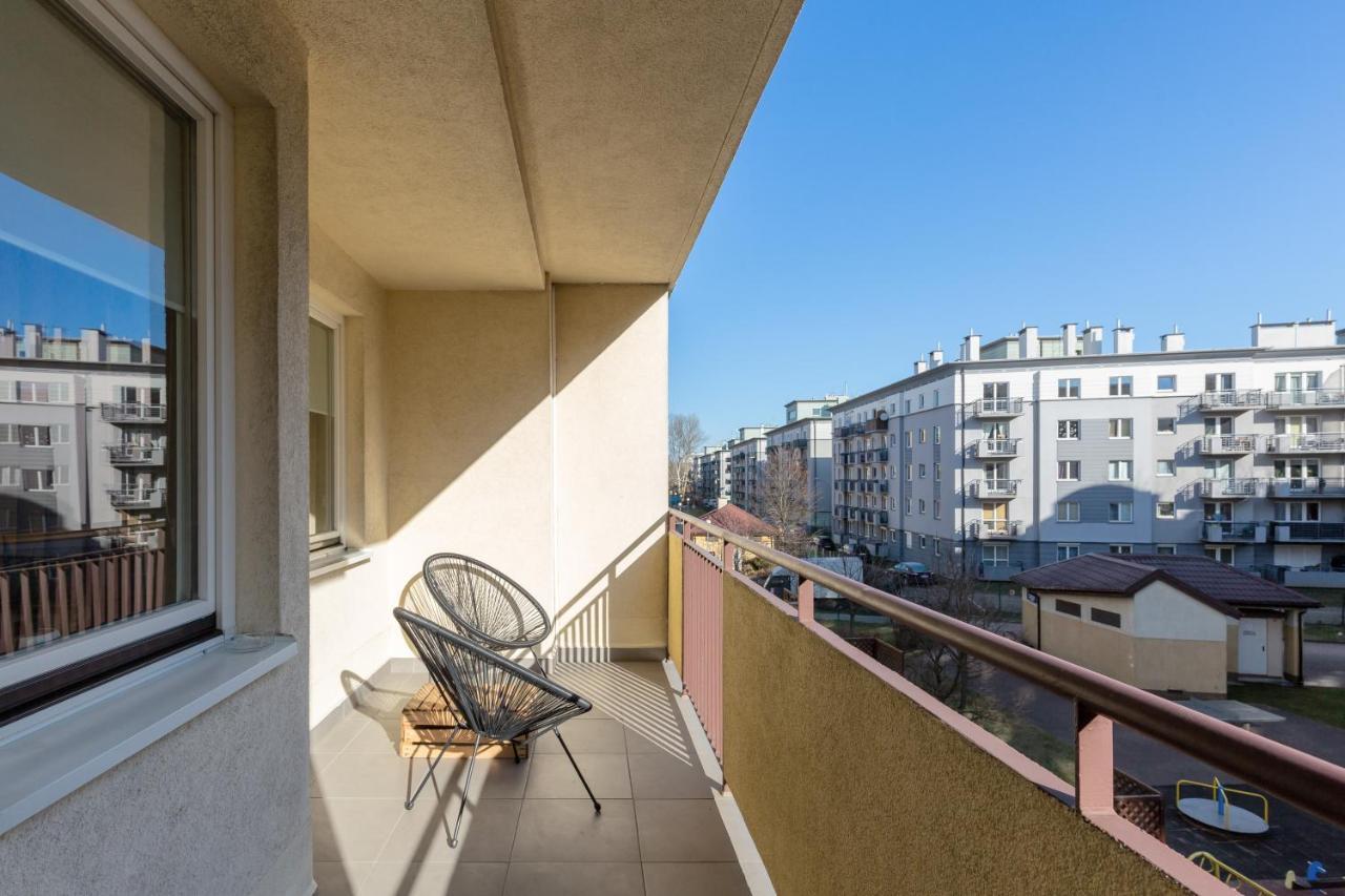 Mokotow Apartment Bluszczanska By Noclegi Renters Varsavia Esterno foto