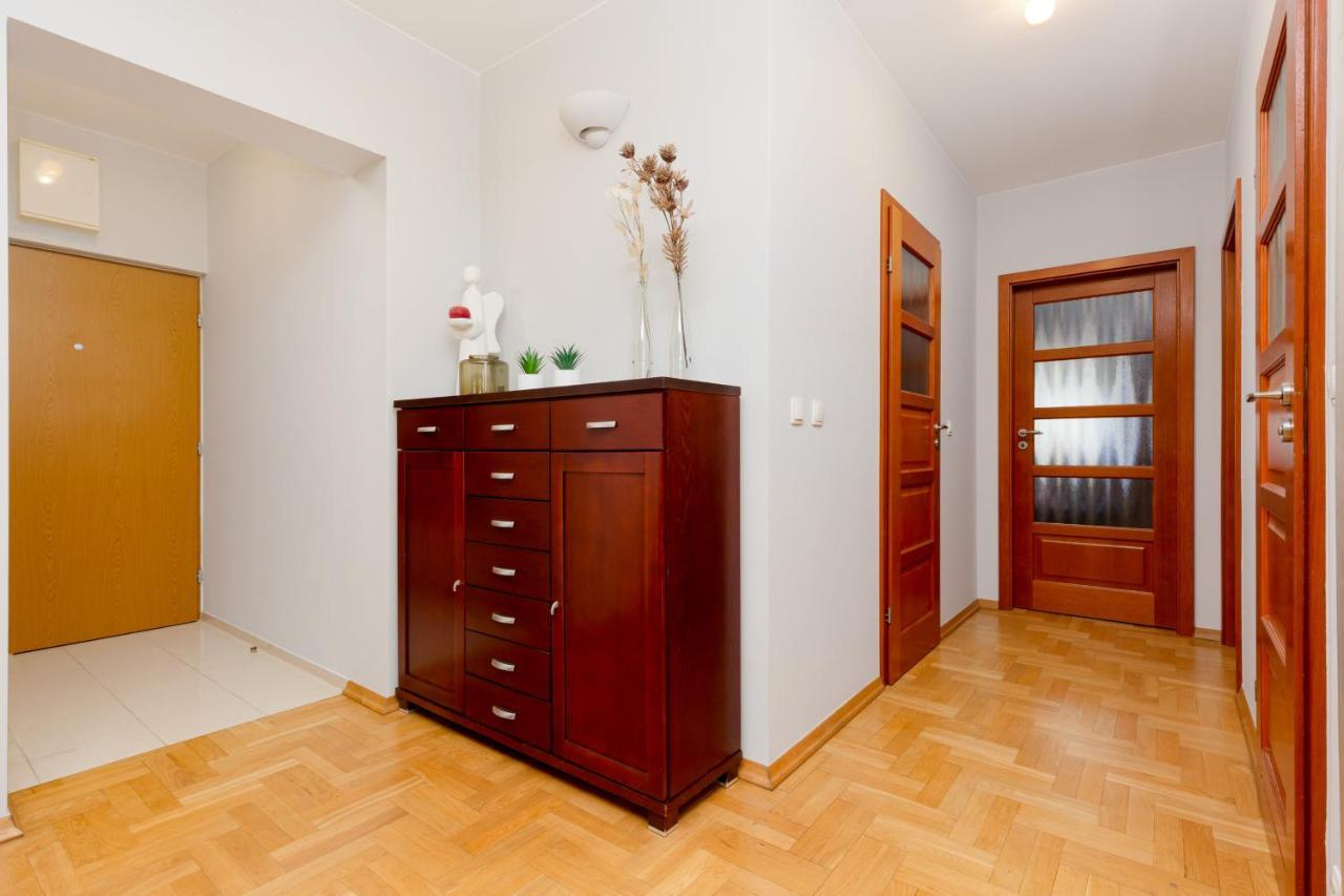 Mokotow Apartment Bluszczanska By Noclegi Renters Varsavia Esterno foto