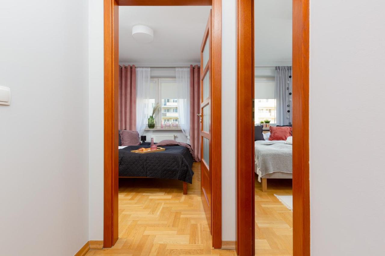 Mokotow Apartment Bluszczanska By Noclegi Renters Varsavia Esterno foto